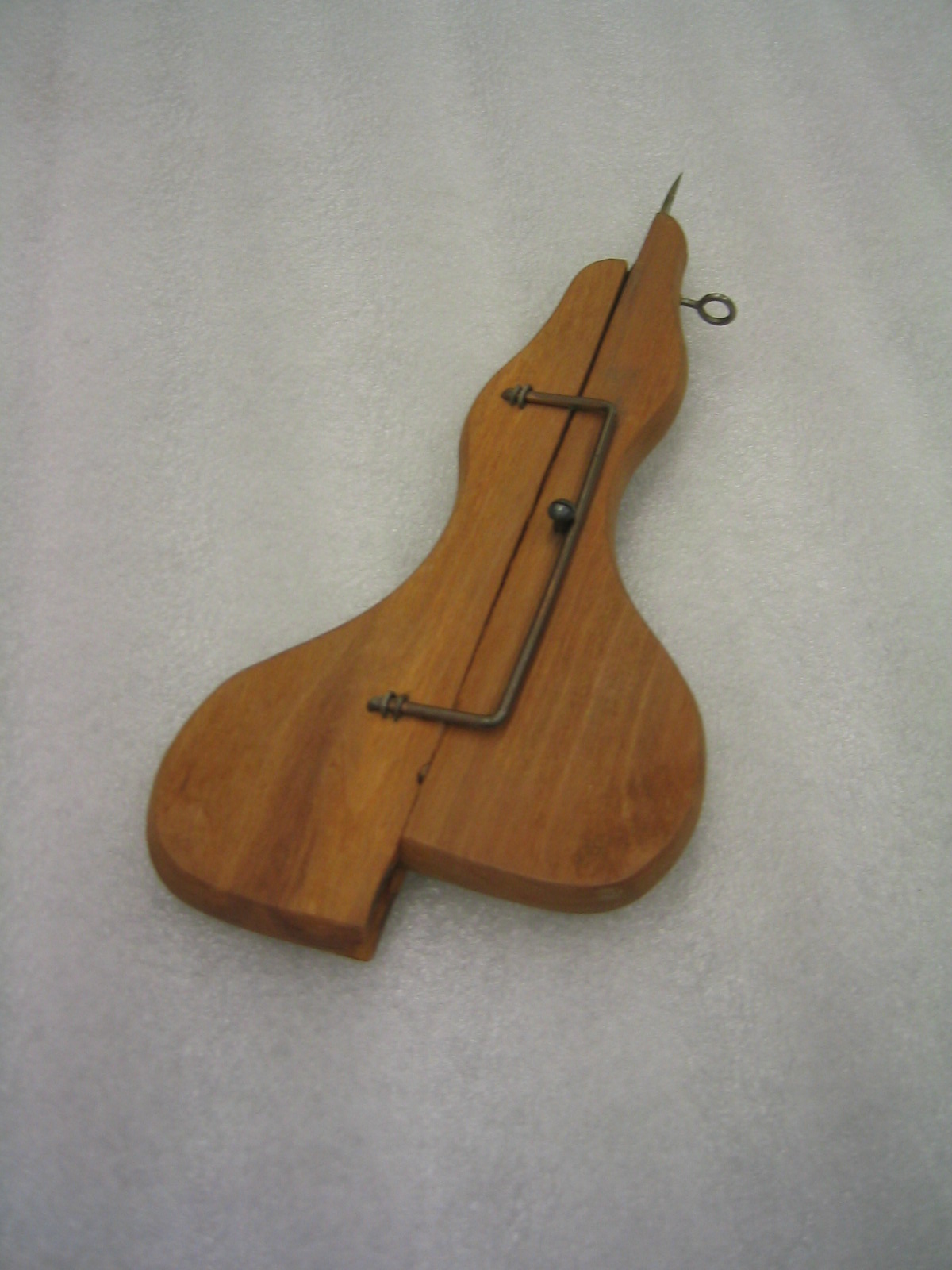 handtool, possibly for leatherwork, seeking identification
